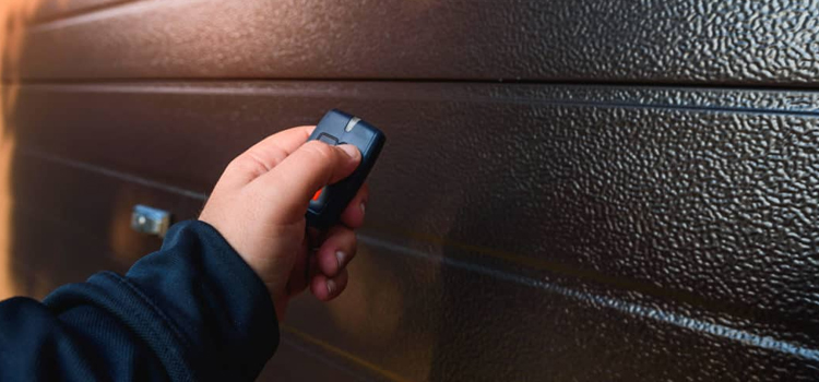 automatic door opener with remote control in Leesburg