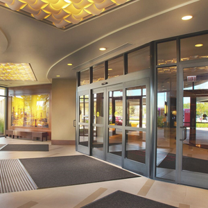 commercial door specialist Leesburg
