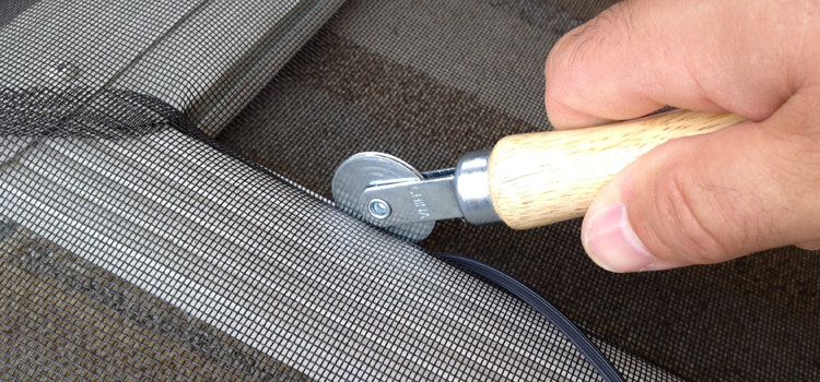 metal screen door repair in Leesburg